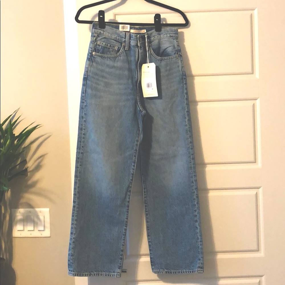 Levi's® WellThread Hemp Ribcage Straight Jeans